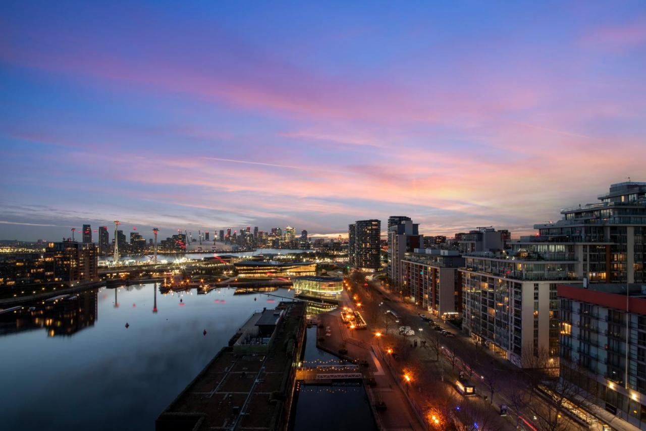 Excel 3 Bedroom Apartment Near City Airport And O2 Arena Londra Dış mekan fotoğraf